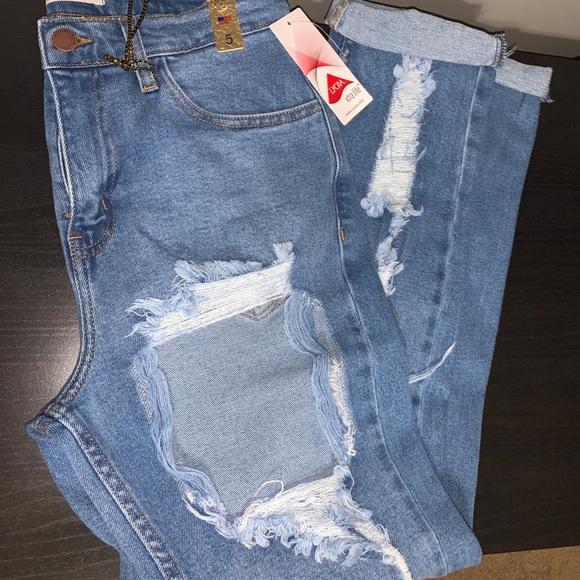 alexa distressed mom jeans